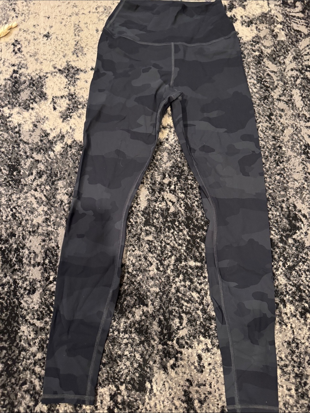 ALO Yoga Black Gray Camo High-Rise Leggings